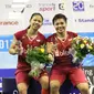 Greysia Polii / Apriyani meraih gelar juara ganda putri Prancis Terbuka Super Series 2017 di  Stade Pierre de Coubertin, Paris, Minggu (29/10/2017). (Humas PP PBSI)