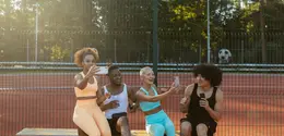 Dari gym hingga kelas olahraga, ruang kebugaran menawarkan pengalaman yang menggabungkan aktivitas fisik, wellness, dan kehidupan sosial. (Foto/Dok: Pexels)