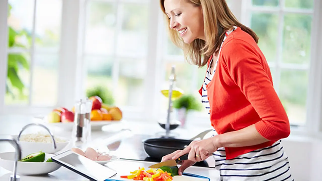 Tips Bisa Memasak Makanan Sendiri di Rumah