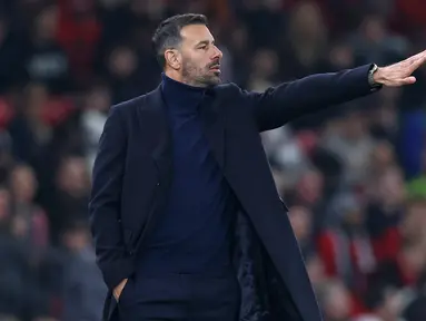 Ruud van Nistelrooy sukses memulai kiprah sebagai manajer interim Manchester United dengan gemilang. (AFP/Darren Staples)