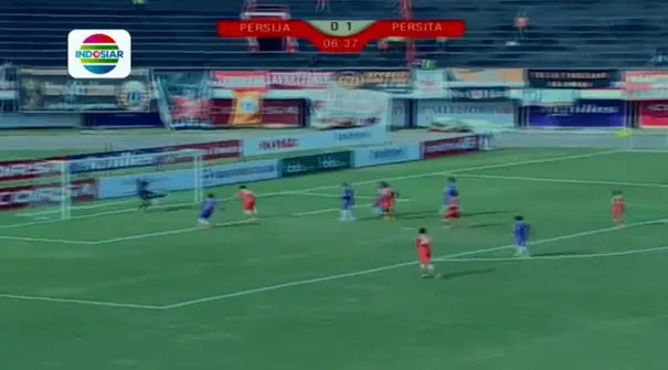Gunawan Dwi Cahyo berhasil mencatatkan namanya di papan skor, setelah mencetak satu gol lewat sundulan kepalanya di menit ke tujuh babak pertama