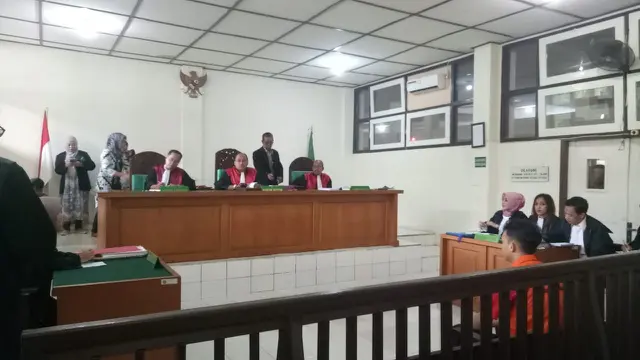 Vonis Mati 9 Terdakwa Bandar Narkoba asal Surabaya