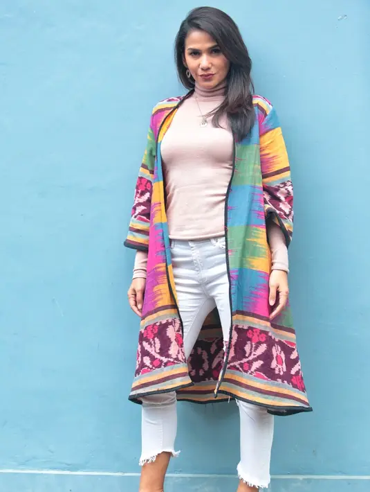 "Jadi, sangat detail sekali dengan pemikiran-apakah nanti punya pacar bisa cocok dengan Naima atau dengan keluargaku. Jadi, enggak bisa sembarangan memilih pasangan. Dia harus nyambung sama anakku dan keluargaku juga," kata Nova Eliza. (Adrian Putra)