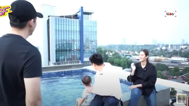 Rooftop Zaskia Sungkar dan Irwansyah