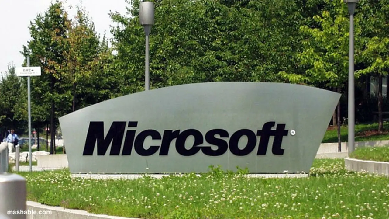 micrsoft-130717b.jpg