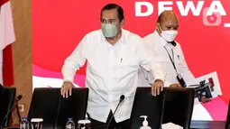 Ketua Dewan Pegawas KPK Tumpak Hatorangan Panggabean bersiap menyampaikan konferensi pers di Gedung ACLC KPK, Jakarta, Senin (9/1/2022). Dewas KPK menerima sebanyak 477 surat, baik dari internal maupun pihak eksternal, sepanjang tahun 2022. Di mana, dari 477 surat tersebut, 96 di antaranya merupakan laporan pengaduan masyarakat. (Liputan6.com/Johan Tallo)