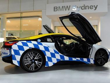 Polisi Australia Dibekali dengan BMW i8