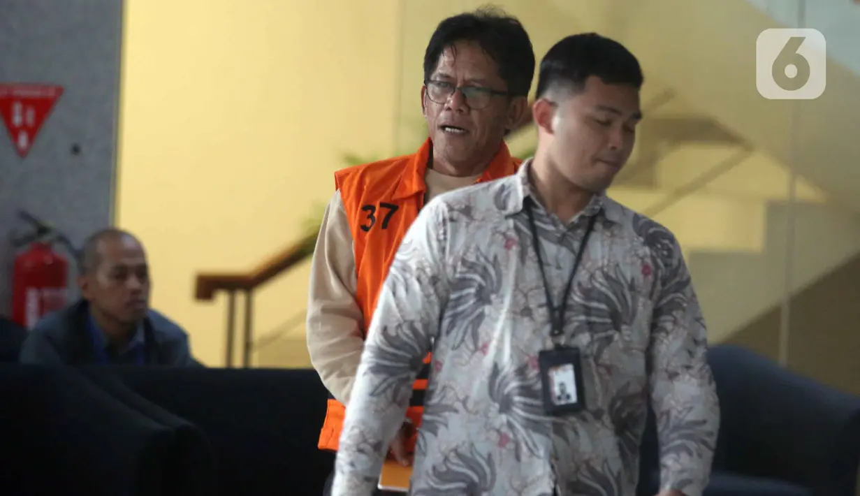 Selain Dicky Yuana Rady, KPK juga menetapkan dan menahan Djunaidi selaku Direktur PT Paramitra Mulia Langgeng (PT PML) dan Aditya selaku staf perizinan SB Grup. (Liputan6.com/Helmi Fithriansyah)