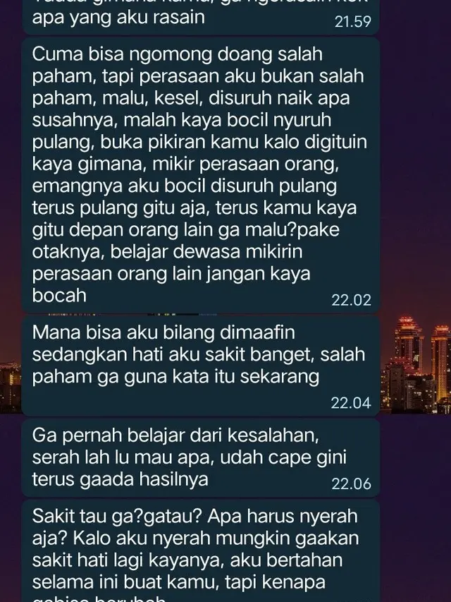 6 Chat Panjang Saat Bertengkar dengan Pacar Ini Bak Satu Paragraf Tulisan