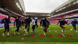 Belanda dan Prancis sama-sama mengawali langkah di turnamen ini dengan kemenangan. (AP Photo/Hassan Ammar)