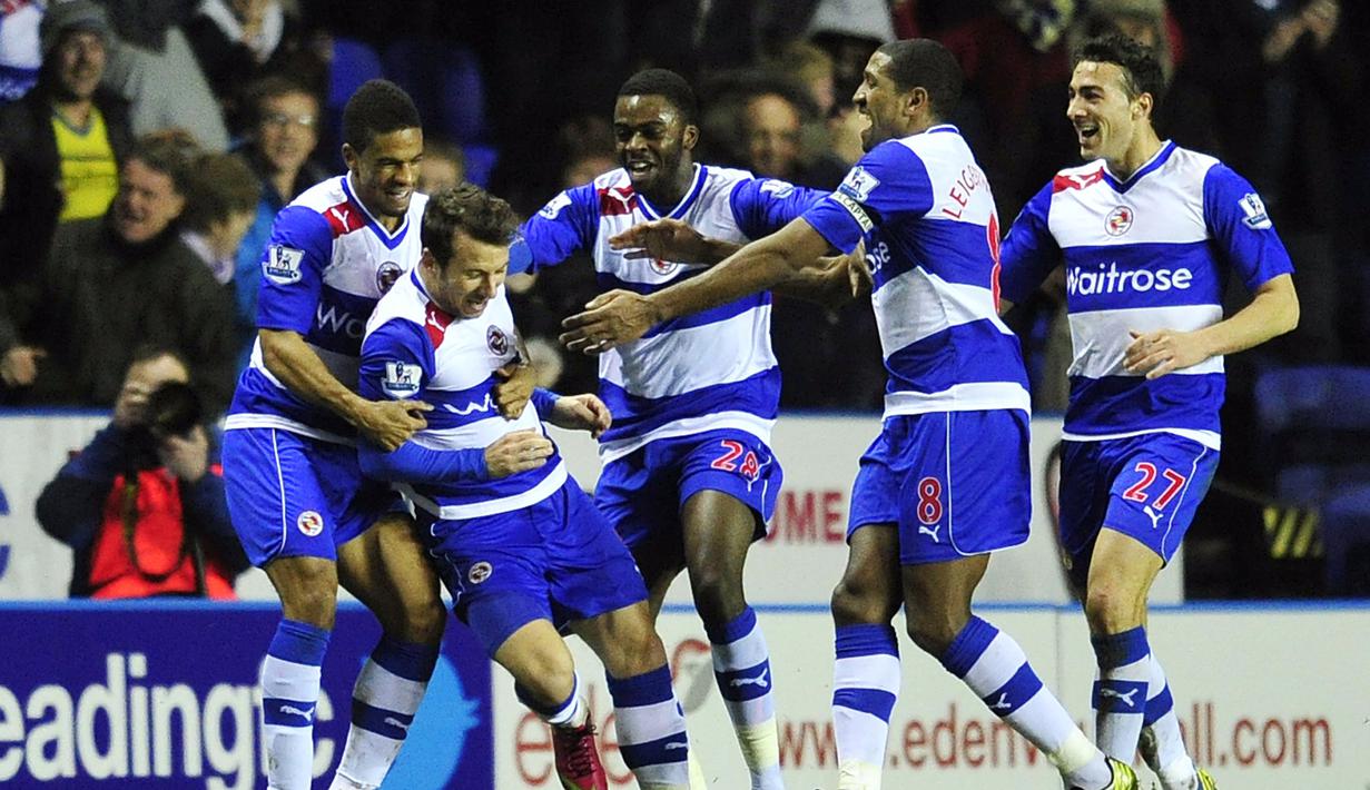 <p>Reading. Pada musim 2011/2012 Reading berhasil menjuarai Divisi Championship dan promosi ke Premier League 2012/2013 bersama dua klub lainnya, Southampton dan West Ham United. Di akhir musim 2012/2013 Reading terdegradasi kembali ke Divisi Championship usai menempati posisi ke-19 klasemen dengan mengoleksi 28 poin, hasil dari 6 kali menang, 10 kali imbang dan 22 kali kalah. Dua klub promosi lainnya, Southampton dan West Ham masing-masing menempati posisi ke-14 dan ke-10. (AFP/Glyn Kirk)</p>