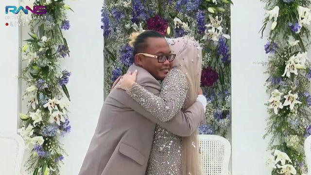 Sule dan Nathalie Holscher