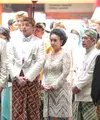 Pembalap nasional, Moreno Suprapto resmi melepas masa lajangnya dengan mempersunting Noorani Sukardi. Akad nikah berlangsung dikediaman mempelai perempuan di kawasan Kebayoran Baru Jakarta Selatan, Jumat (18/8). (Adrian Putra/Bintang.com)