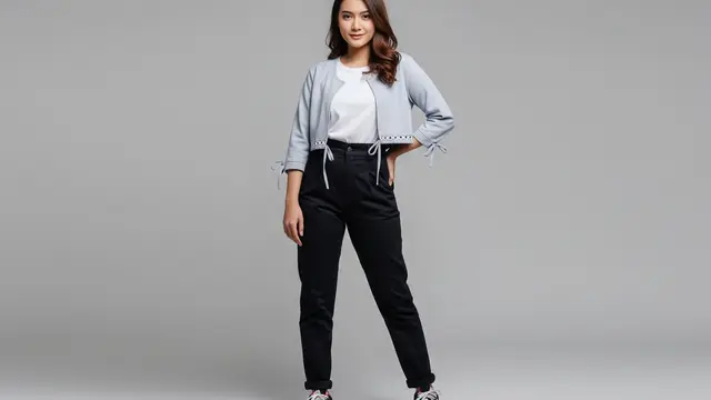 outer Crop dengan Aksen Tali