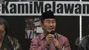 Anggota Tim 9 Jimly Asshiddiqie saat diskusi hukum di gedung YLBHI, Jakarta, Jumat (15/5). Komisi Pengawas Peradi menyatakan Bambang Widjojanto tidak terbukti melanggar kode etik advokat. (Liputan6.cpm/Herman Zakharia)