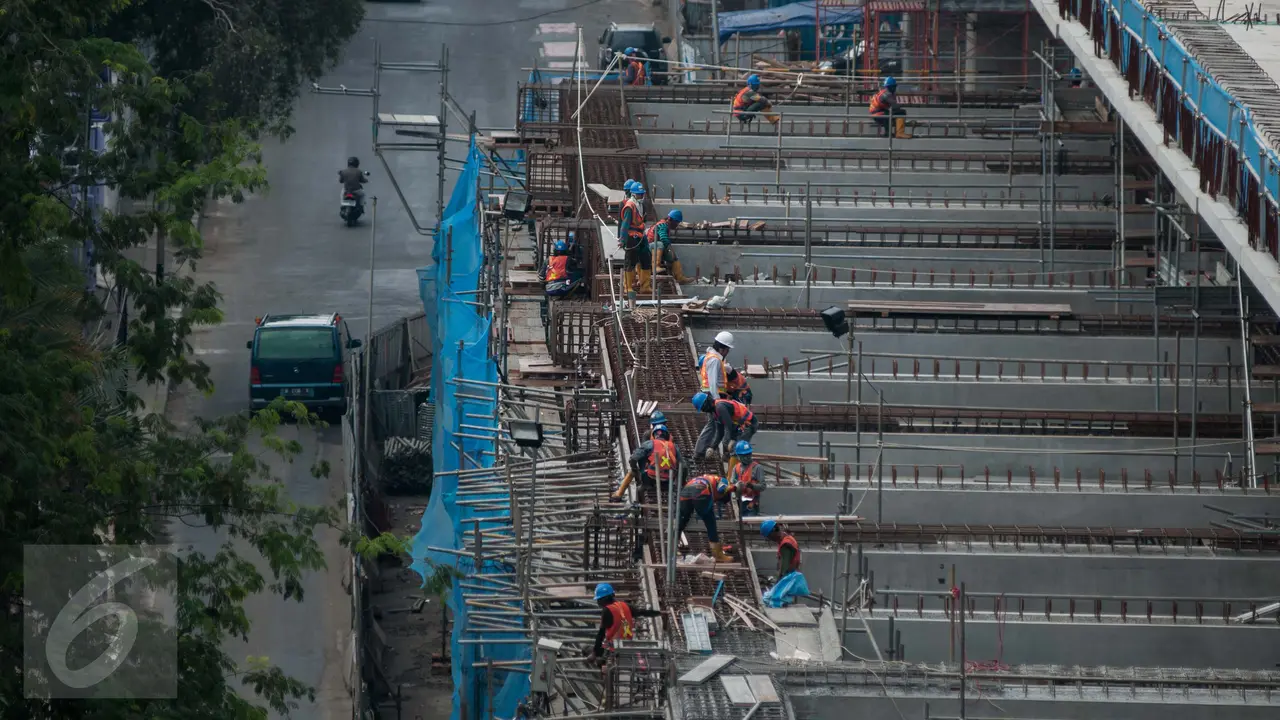 Melihat Pembangunan Proyek MRT di Kawasan Blok M