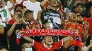 <p>Suporter Indonesia memberikan dukungan dengan membentangkan syal bertuliskan "Kita Garuda, NKRI Harga Mati"&nbsp;saat laga FIFA Match Day antara Timnas Indonesia melawan Timnas Curacao di Stadion Pakansari, Bogor, Selasa (27/09/2022). (Bola.com/Muhammad Iqbal Ichsan)</p>