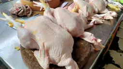 Curhat Pedagang Ayam Soal Harga Daging Masih Tinggi
