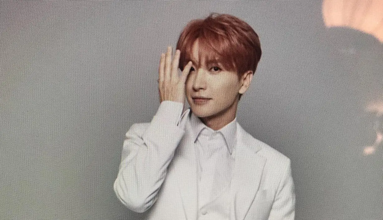 Setelah meninggalnya Jonghyun SHINee, banyak artis Korea yang mengungkapkan kesedihannya. Salah satunya adalah Leeteuk Super Junior. (foto: instagram.com/xxteukxx)