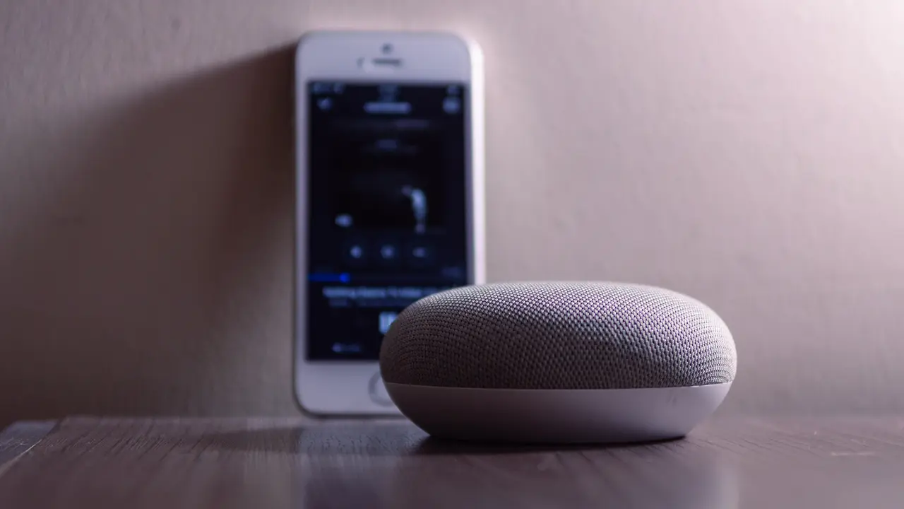 Sediakan Speaker Sebagai Pengeras Suara