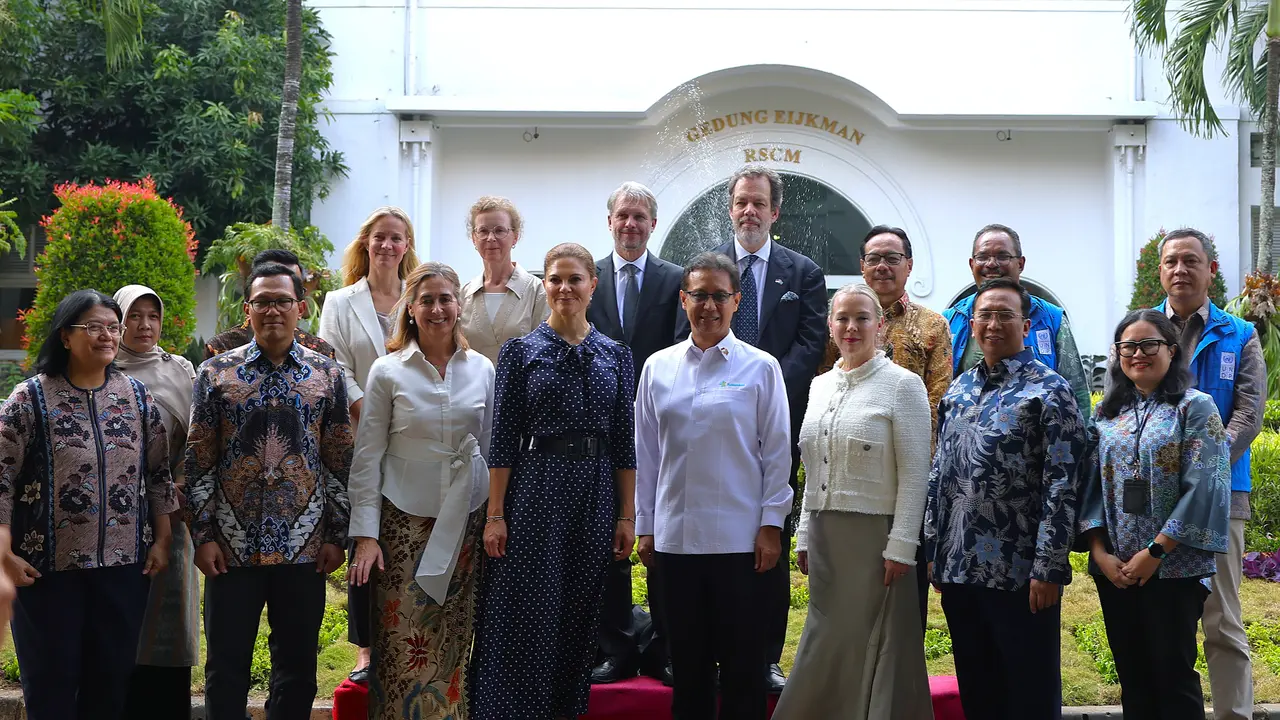 Menteri Kesehatan Republik Indonesia, Budi Gunadi Sadikin, bersama Putri Mahkota Swedia, Victoria (Biro Komunikasi dan Informasi Publik Kemenkes / Nusirwan - Nurfata Alim Prabowo)