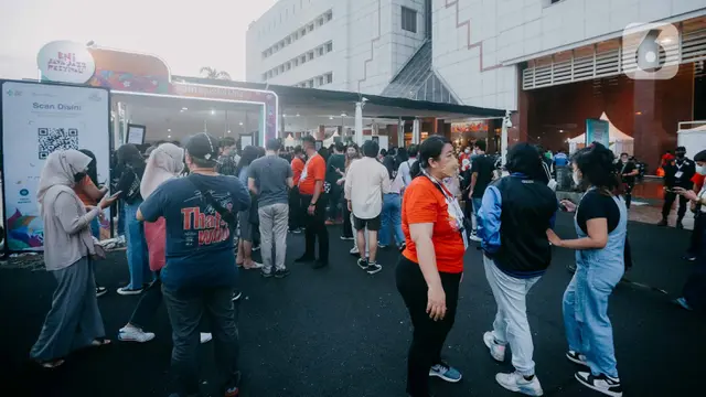 Antusias Pengunjung di Hari Ketiga Java Jazz Festival 2022