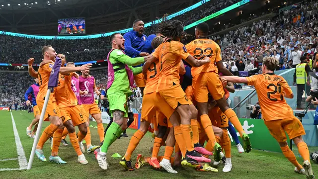 Foto: Aksi Cemerlang Lionel Messi dan Emiliano Martinez Bawa Argentina ke Semifinal Piala Dunia 2022