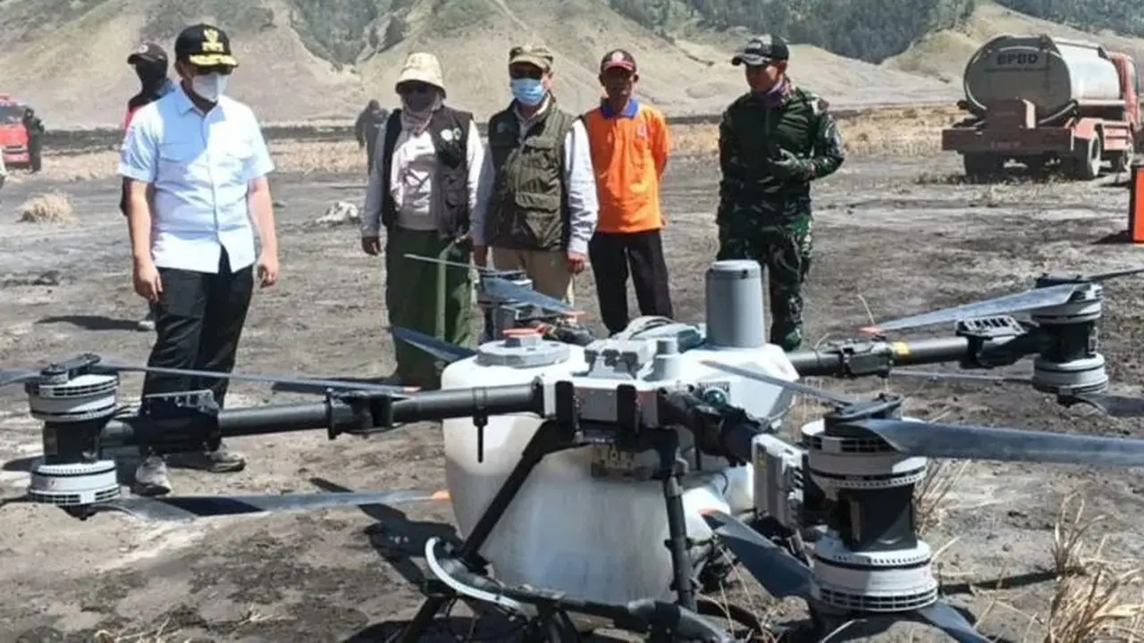 Kebakaran kawasan Gunung Bromo Capai 520 Hektare, Medan Terjal dan Cuaca Tak Menentu Jadi Tantangan Tim Gabungan