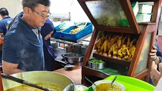 Soto Ayam Cak To Undaan Wetan