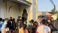 Jasad Bayi Ditemukan di Toilet Masjid, Ada Surat Tinggalkan Pesan Ini