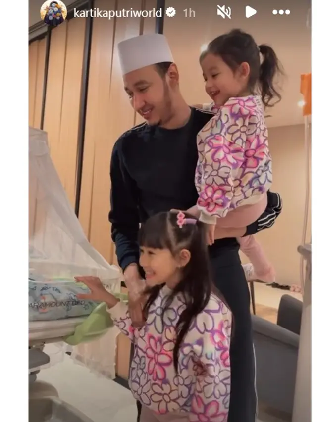 6 Momen Bahagia Kartika Putri Melahirkan Anak Ketiga, Diberi Nama Muhammad Ali