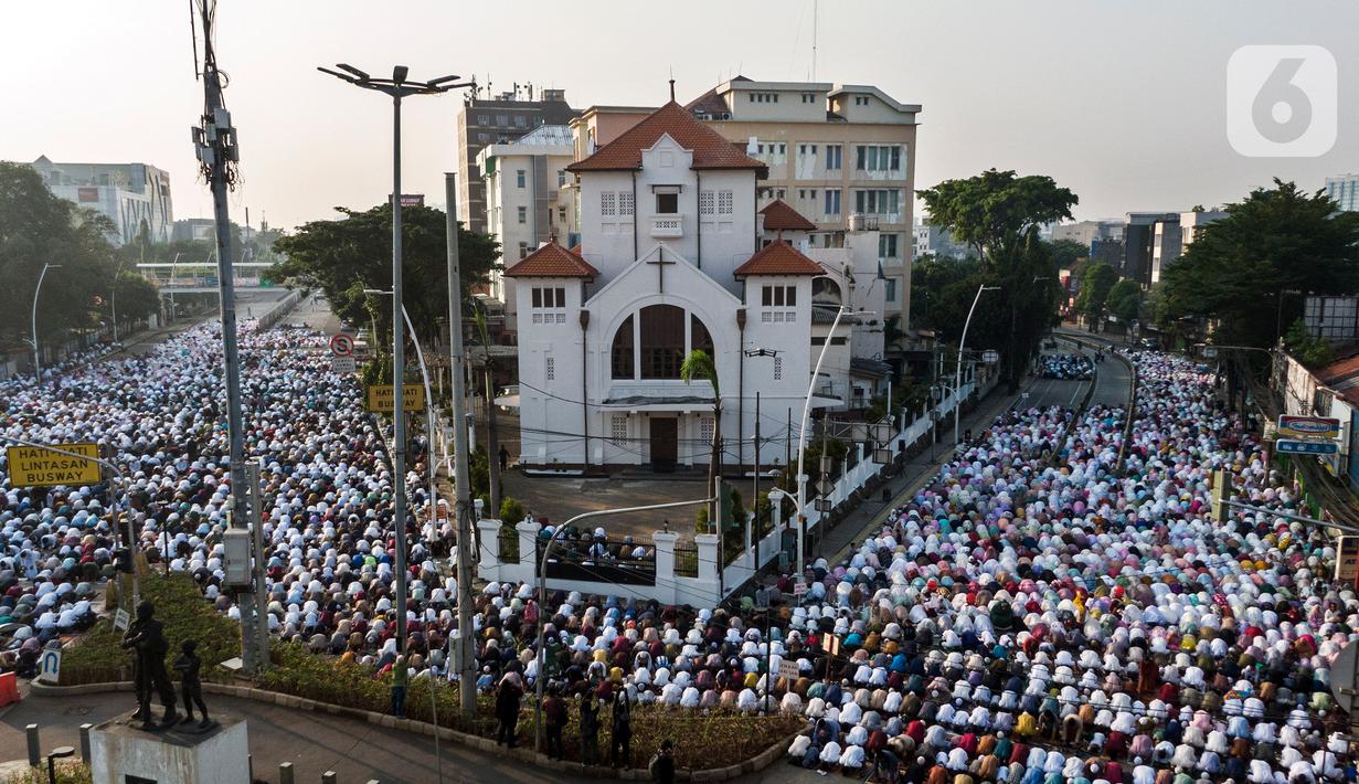 Lokasi ini memang kerap digunakan untuk beribadah di hari-hari besar. (Liputan6.com/Johan Tallo)
