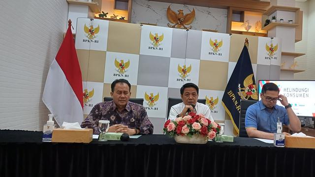Ketua Badan Perlindungan Konsumen Nasional (BPKN) Rizal E Halim di Kantor BPKN, Jakarta, Kamis (20/7/2023). (Maulandy/Liputan6.com)
