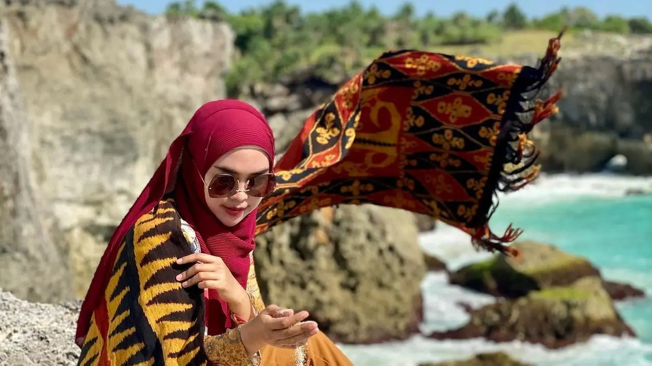 8 Momen Liburan Ria Ricis di Pulau Sumba, Seru Banget
