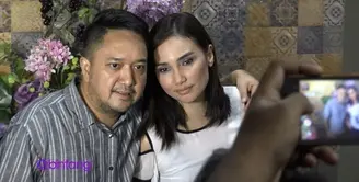Feby Febiola dan Franky Sihombing akan segera melangsungkan pernikahannya pada tanggal 22 Januari mendatang di kawasan Kemang, Jakarta Selatan. Dari 200 undangan yang mereka sebar, ada undangan yang mereka siapkan untuk mantan masing-masing.