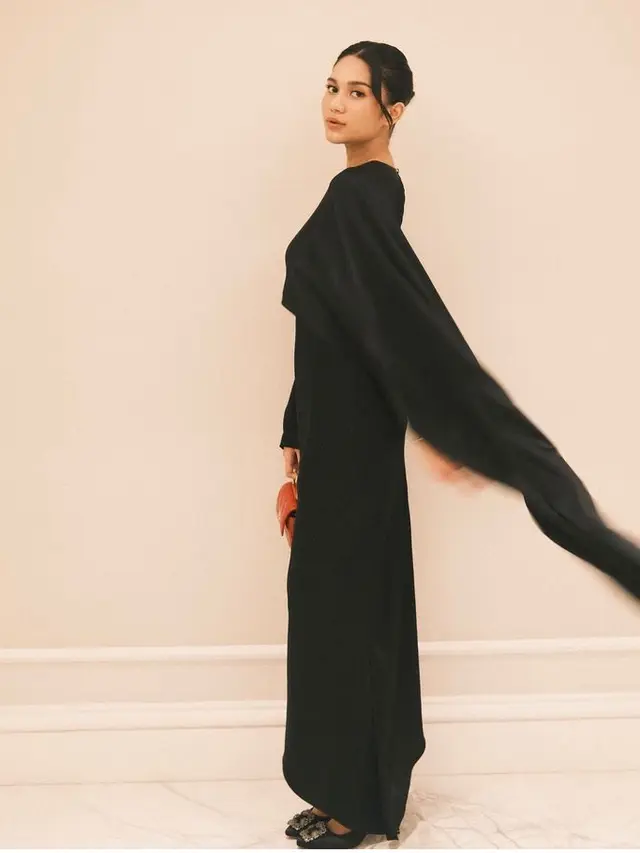 Tampilan Elegan Azizah Salsha saat Kondangan Wakil Ketua MPR RI. [@azizahsalsha_]