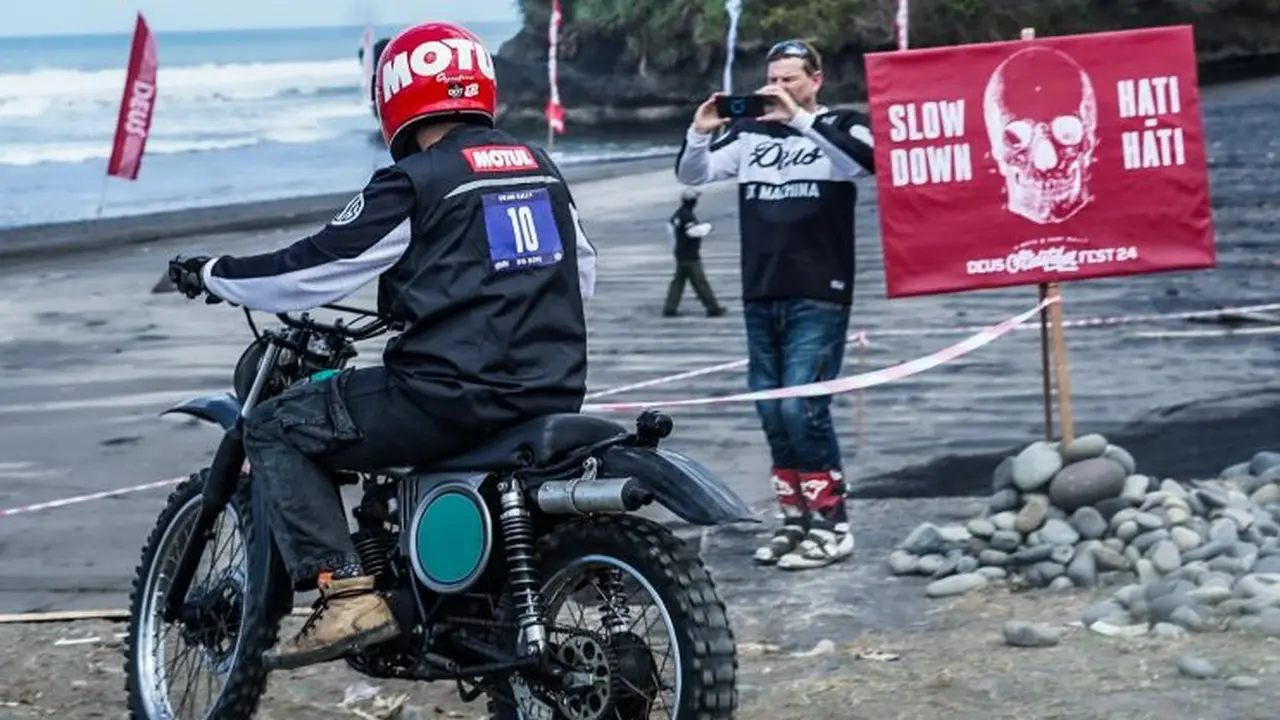 Motul Gandeng Deus Penetrasi Pasar Pelumas di Slidetoberfest 2024 (ist)