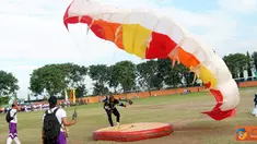 Citizen6, Surabaya:Upacara penutupan dipimpin Wakil Komandan Kobangdikal Brigjen TNI P.Verry Kunto mewakili Pater Wilayah Timur Pangarmatim Laksda TNI Agung Pramono yang di langsungkan di Stadion Jala Krida Mandala, Bumimoro. (Pengirim: Penkobangdikal)