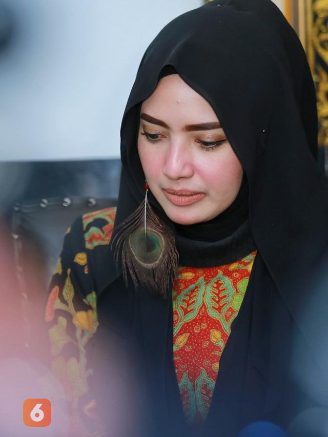 [Bintang] Yulia Mochamad