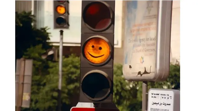 Unik, Ini 6 Foto Model Lampu Lalu Lintas dari Berbagai Negara