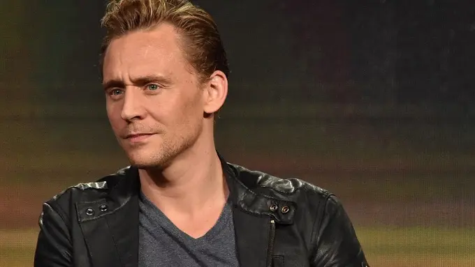 Tom Hiddleston dan Taylor Swift memiliki hubungan cinta yang singkat. 