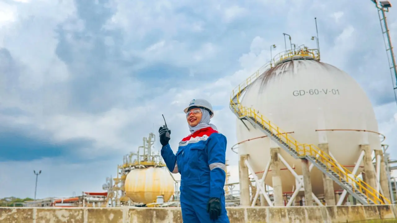 Pekerja Pertamina.