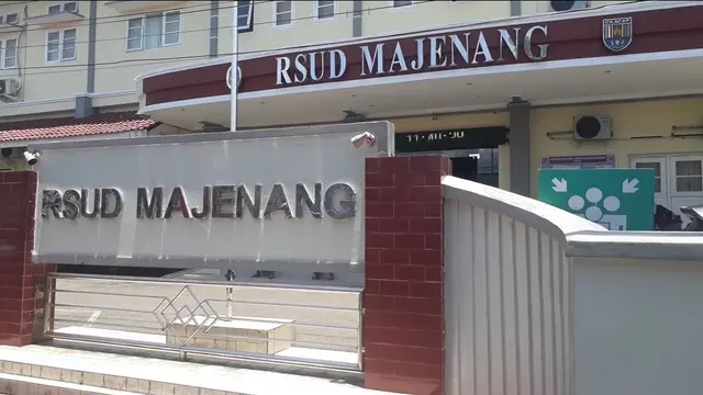 Lima korban miras oplosan sempat dilarikan ke RSUD Majenang, Cilacap. Tiga meninggal dunia. (Foto: Liputan6.com/Muhamad Ridlo)