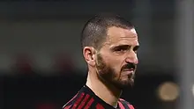 Bandrol 42 juta euro menjadi kesepakatan kedua tim dalam transfer ini. Di tahun pertama, Bonucci yang didaulat menjadi kapten gagal membawa Milan lolos ke Liga Champions 2018/2019. (AFP/Marco Bertorello)