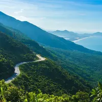 Hai Van Pass, Vietnam. (diveprice.com)