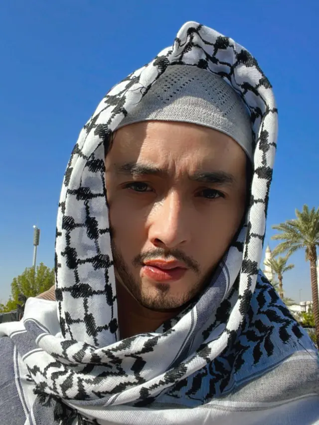 Sensen Asisten Raffi Ahmad Jalani Umroh