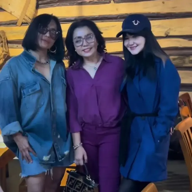 Atiek CB Kembali Eksis (Foto: Instagram @itadyahpurnamasari)