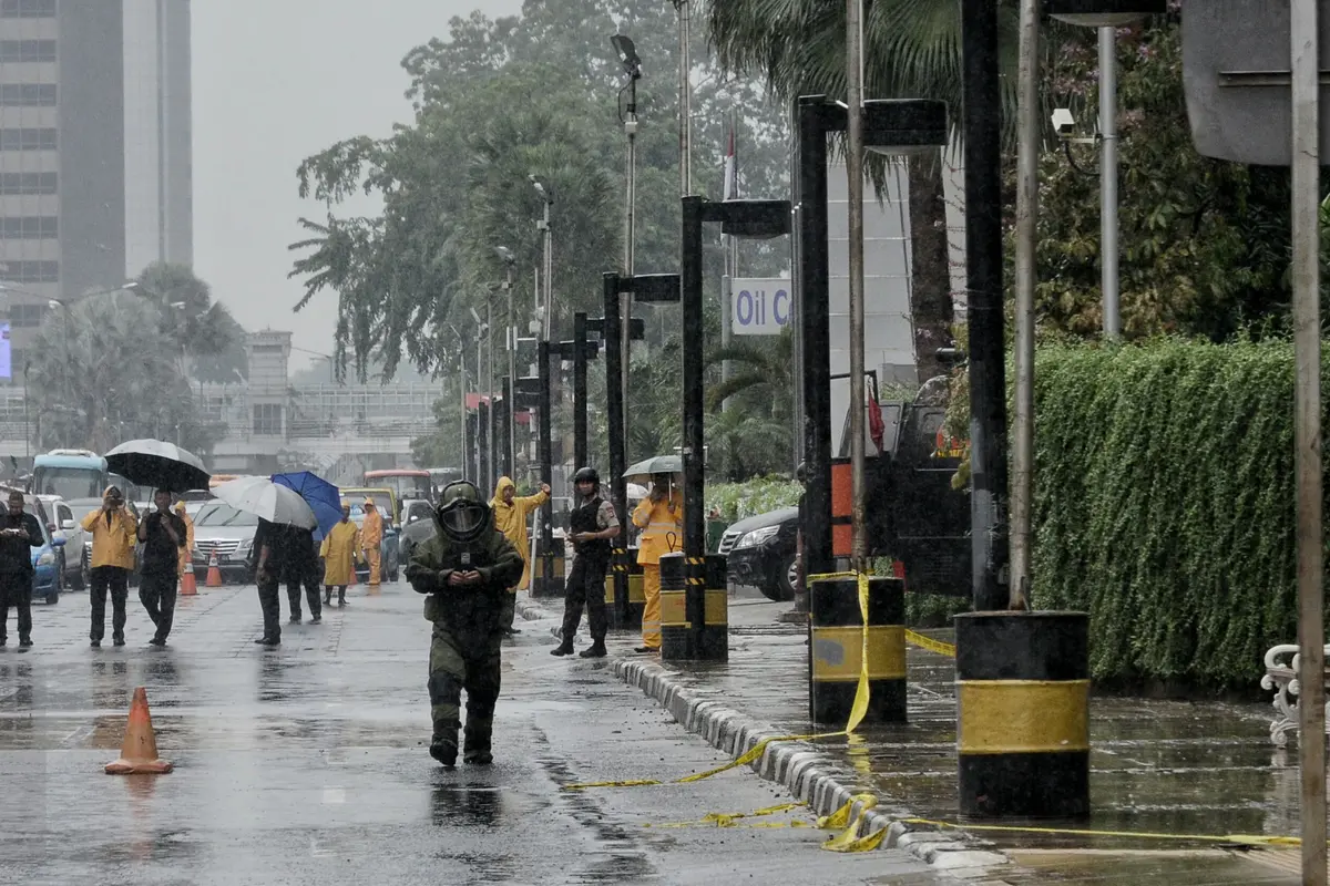 20160204-Kue Ini Bikin Warga Panggil Gegana di Wisma Nusantara-Jakarta