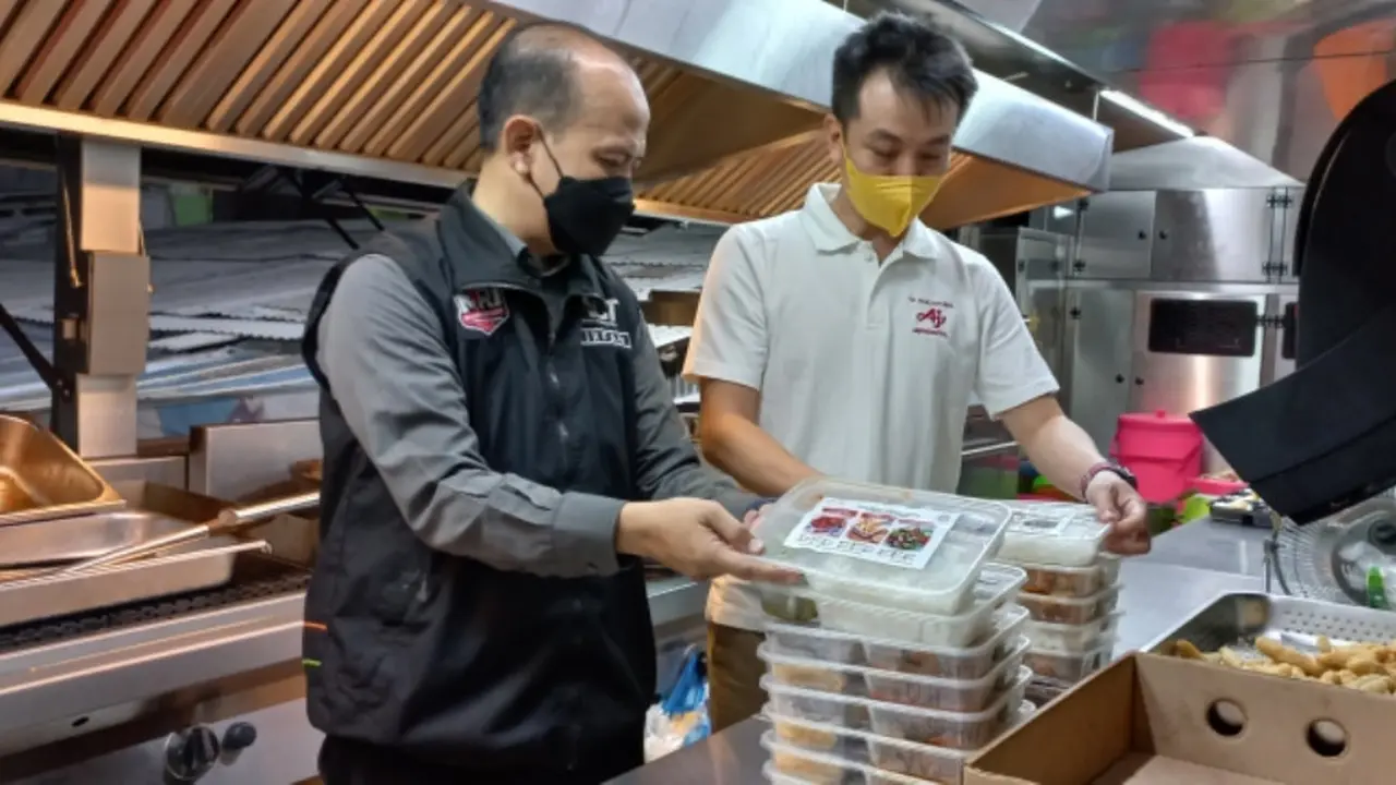 Donasi Menu Sehat Untuk Berbuka Puasa dengan Humanity Food Bus