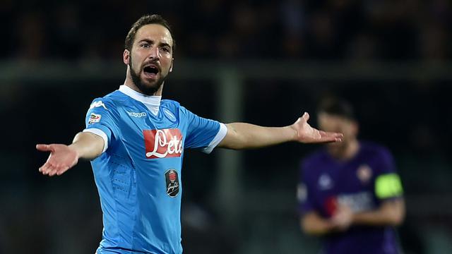 5 Gol Terbaik Serie A: Koleksi Gol Higuain Tak Terkejar